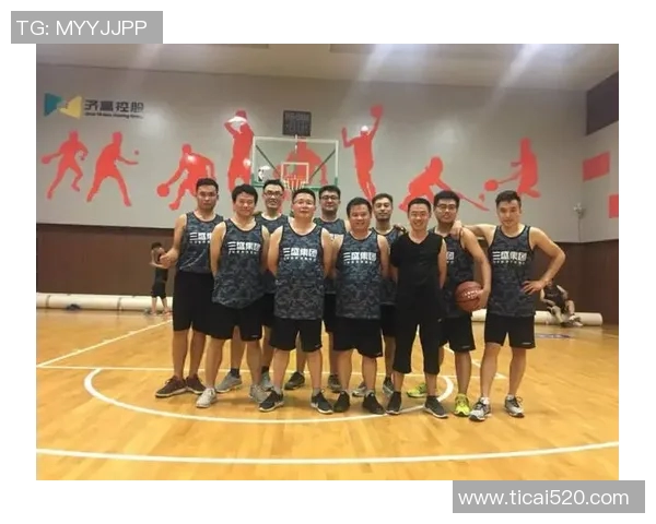 南京篮球队整体压制策略分析与得失评估探讨