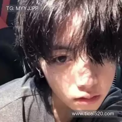 翁彩眉